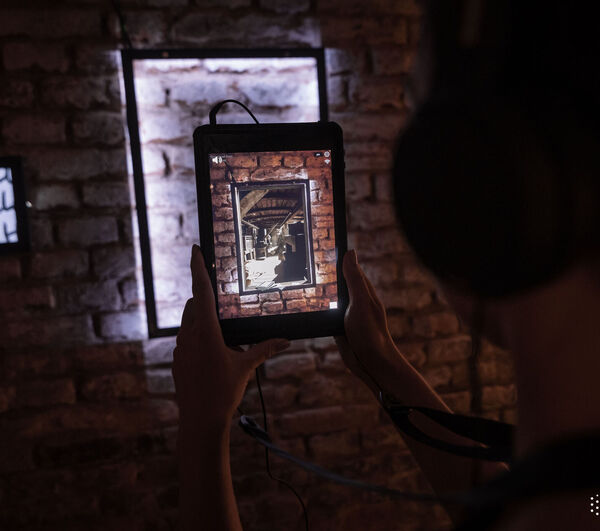 Lectures, discussions, exhibitions