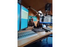 Příběhy našich sousedů - workshop tvorby rozhlasové reportáže o příběhu pamětníka